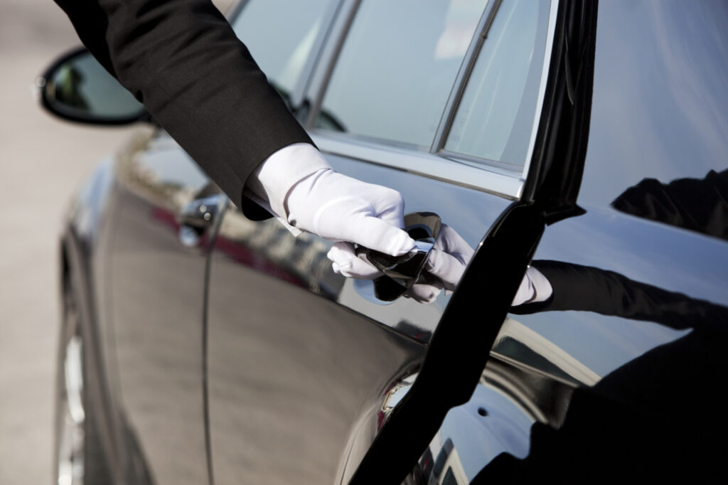 chauffeur service abu dhabi